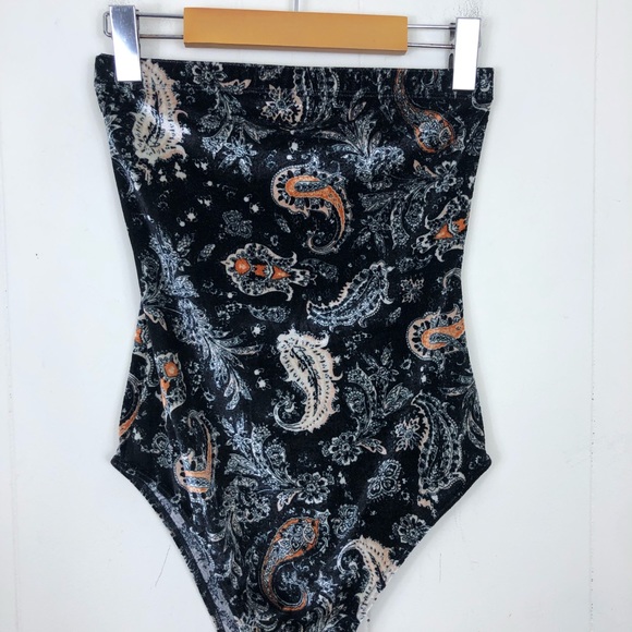 Urban Outfitters Out From Under Velvet Paisley Bodysuit Sz M - Picture 5 of 11